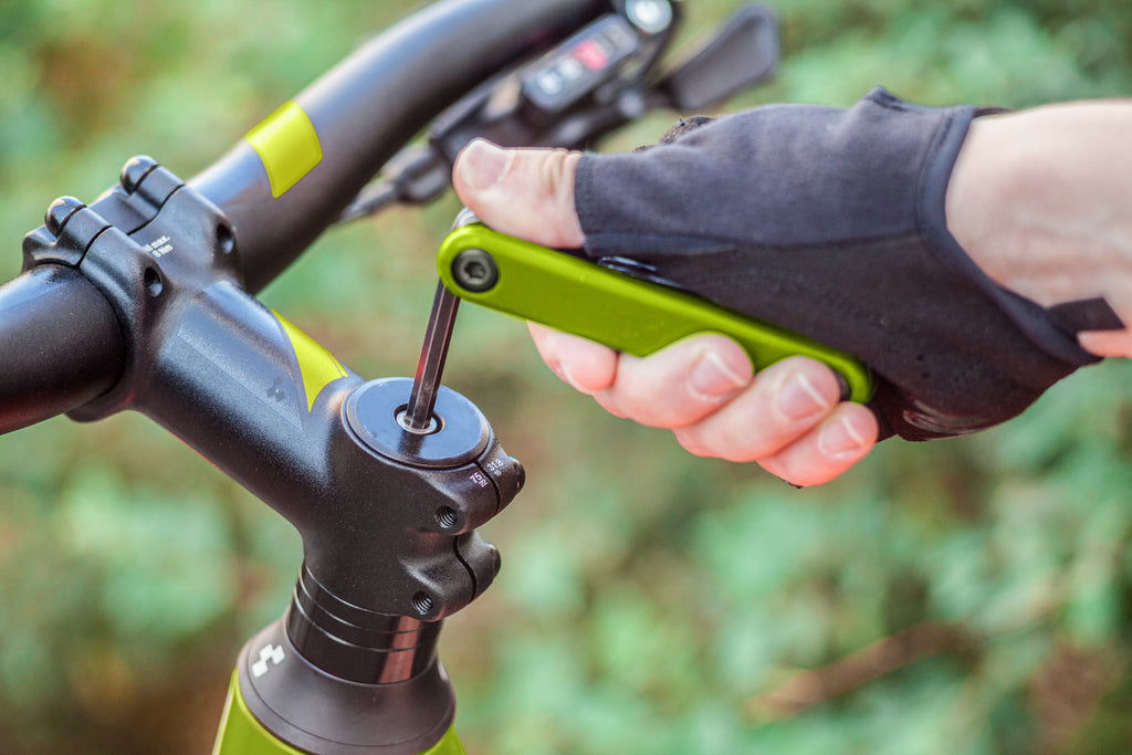 Fahrradlenker und Vorbau wechseln